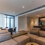 High-Level 2B Stunning Water Views In Barangaroo