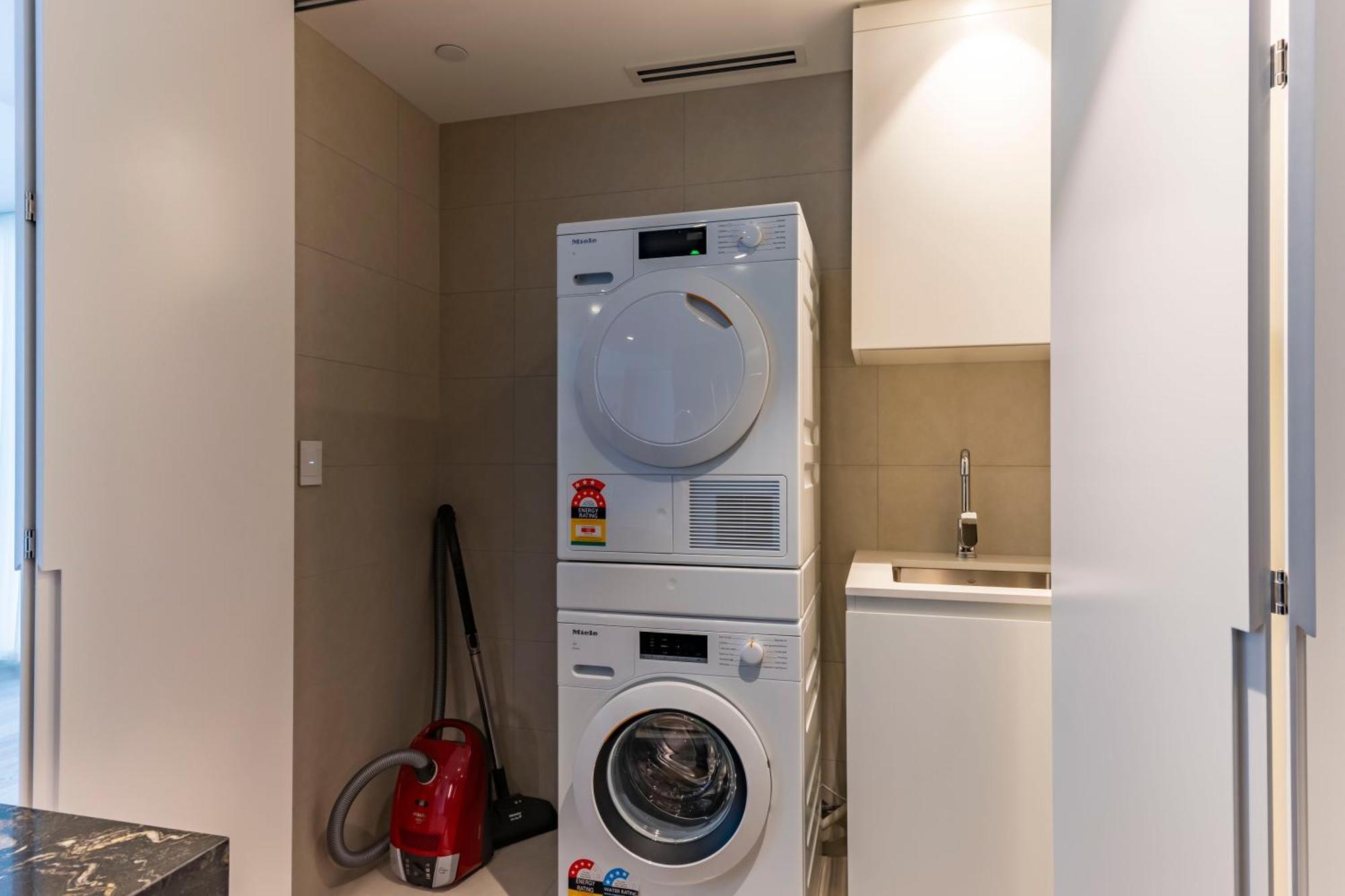 Apartment High-level 2b Stunning Water Views In Barangaroo
